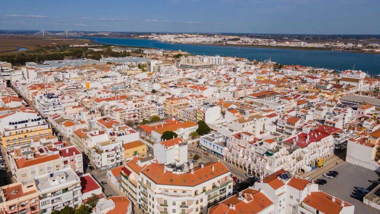 Bright 1Bdr Apartment W/Balcony By Lovelystay Vila Real de Santo António Buitenkant foto